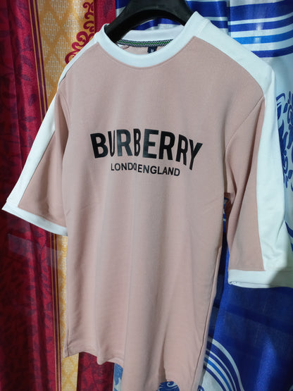 BURBERRY প্রিমিয়াম কোয়ালিটির মেস ফেব্রিক্সের টি-শার্ট!